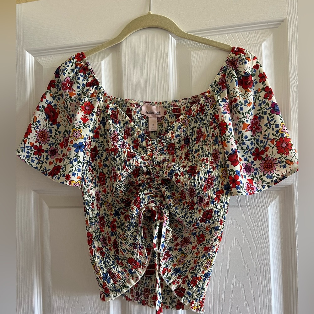 Floral Top w/ Tie Front